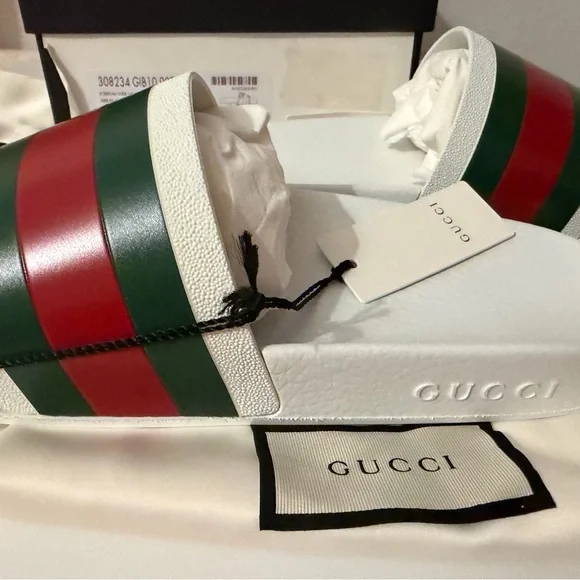 Gucci White Slides with Red and Green Accents - Picture 4 of 10